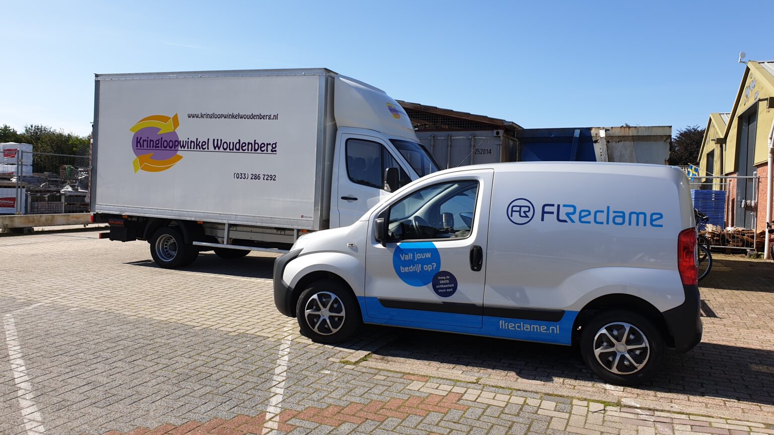 Kringloopwinkel woudenberg belettering bakwagen